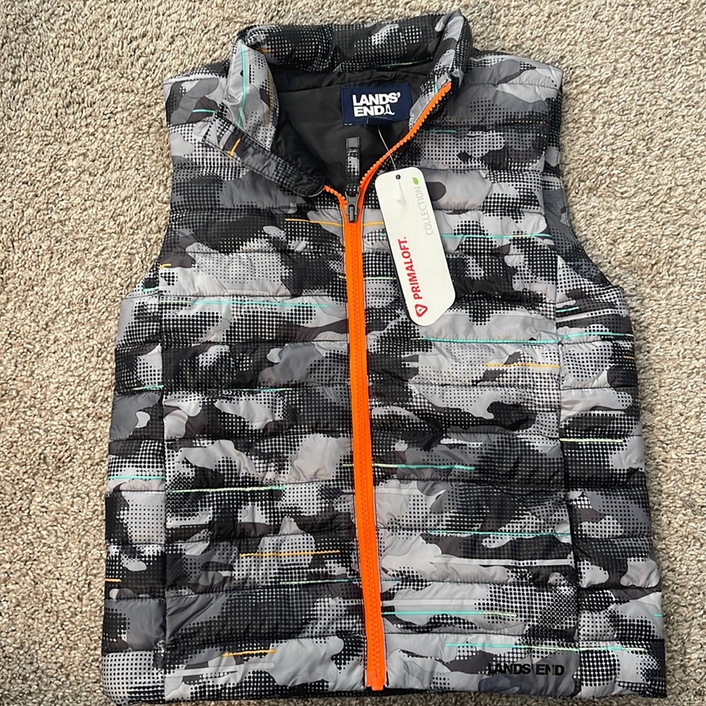 NWT. Boys size 8. Never worn.